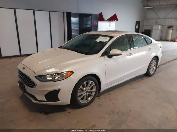 3FA6P0HDXKR195398 2019 FORD FUSION - Image 2