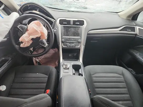 3FA6P0HDXKR199452 2019 FORD FUSION - Image 8