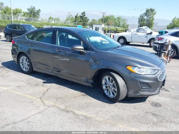 3FA6P0HDXKR200406 2019 FORD FUSION - Image 1