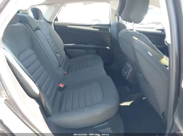 3FA6P0HDXKR200406 2019 FORD FUSION - Image 8
