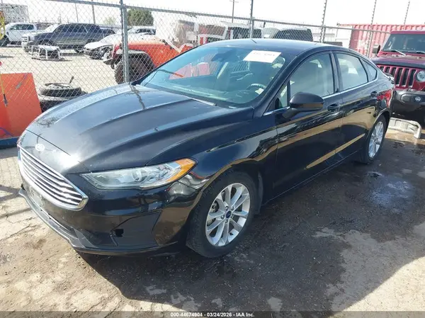 3FA6P0HDXKR219103 2019 FORD FUSION - Image 2
