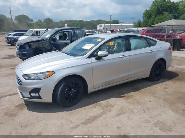 3FA6P0HDXKR230151 2019 FORD FUSION - Image 2