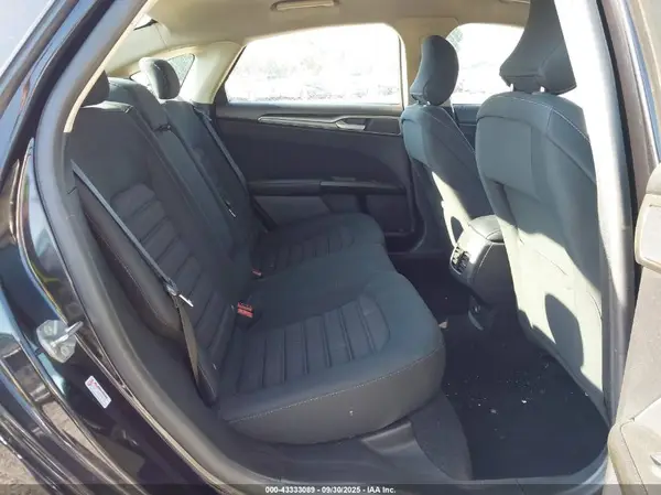 3FA6P0HDXKR231235 2019 FORD FUSION - Image 8