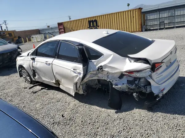 3FA6P0HDXKR232871 2019 FORD FUSION - Image 2
