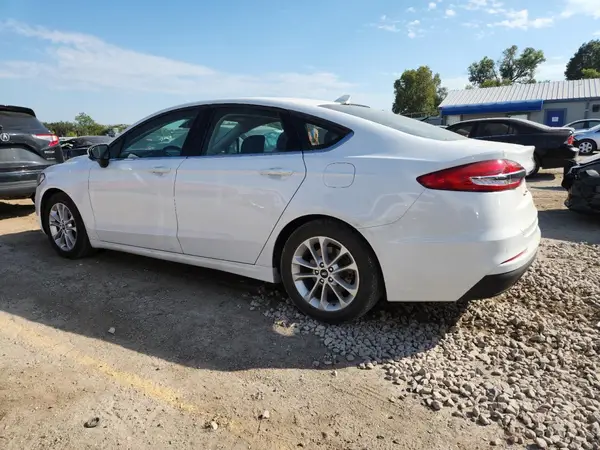 3FA6P0HDXKR238928 2019 FORD FUSION - Image 2