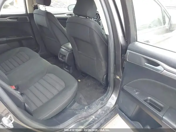 3FA6P0HDXKR245510 2019 FORD FUSION - Image 8