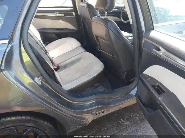 3FA6P0HDXKR246561 2019 FORD FUSION - Image 8