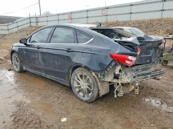 3FA6P0HDXKR248813 2019 FORD FUSION - Image 2