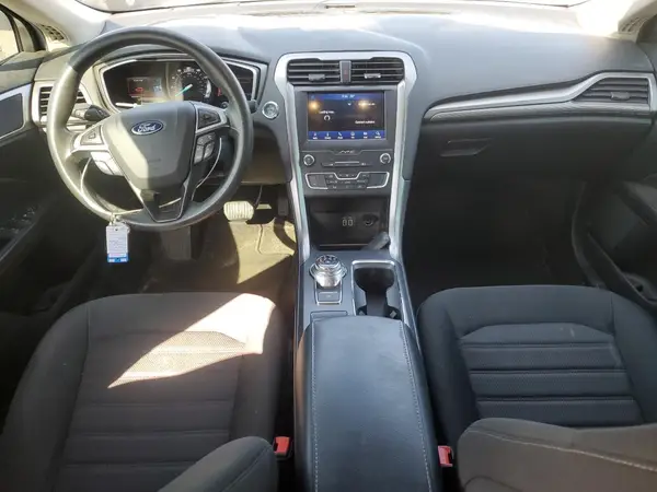 3FA6P0HDXKR251498 2019 FORD FUSION - Image 8