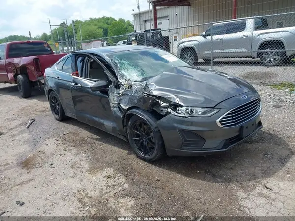 3FA6P0HDXKR258323 2019 FORD FUSION - Image 1