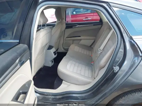 3FA6P0HDXKR258323 2019 FORD FUSION - Image 8