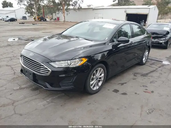 3FA6P0HDXKR262047 2019 FORD FUSION - Image 2