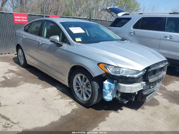 3FA6P0HDXKR275252 2019 FORD FUSION - Image 1