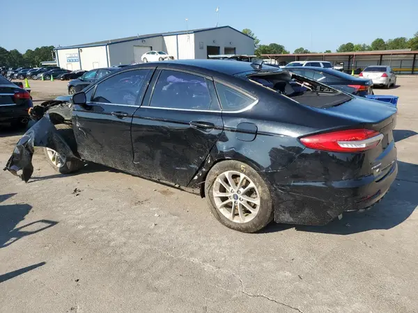 3FA6P0HDXKR282749 2019 FORD FUSION - Image 2