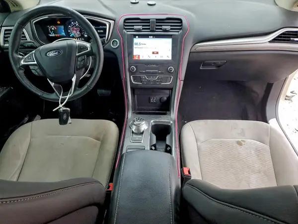 3FA6P0HDXKR283058 2019 FORD FUSION - Image 8