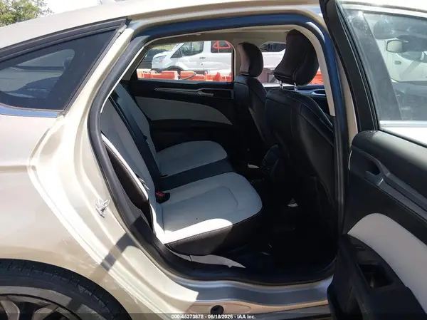 3FA6P0HDXKR283786 2019 FORD FUSION - Image 8