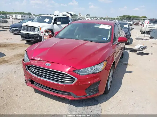 3FA6P0HDXLR102817 2020 FORD FUSION - Image 2