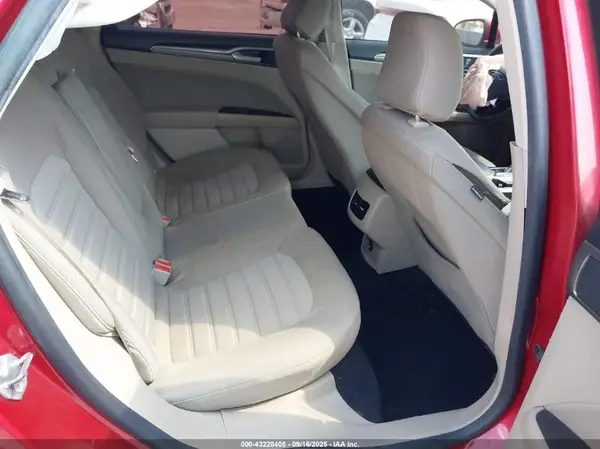 3FA6P0HDXLR102817 2020 FORD FUSION - Image 8