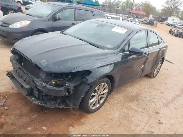 3FA6P0HDXLR105085 2020 FORD FUSION - Image 2