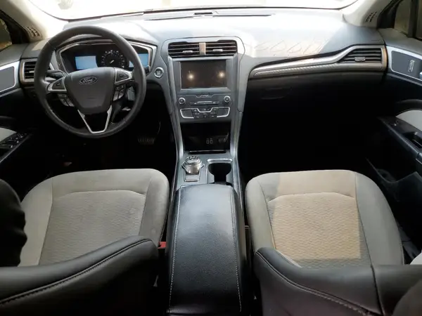 3FA6P0HDXLR105507 2020 FORD FUSION - Image 8