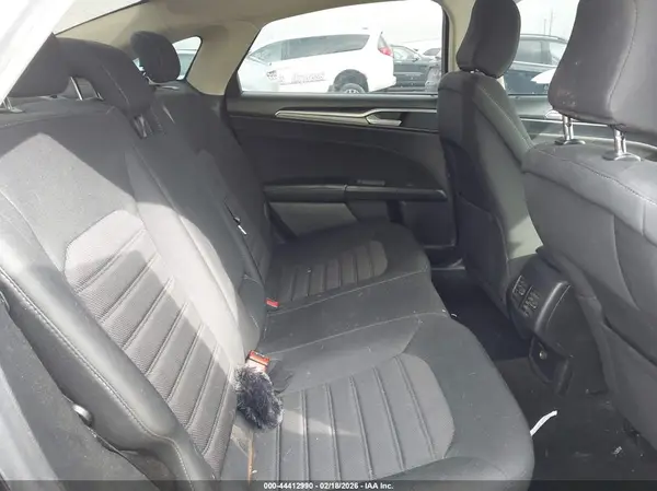3FA6P0HDXLR110545 2020 FORD FUSION - Image 8