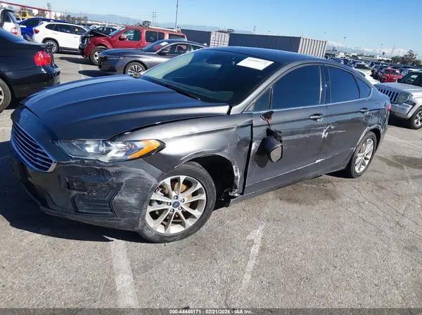 3FA6P0HDXLR112909 2020 FORD FUSION - Image 2