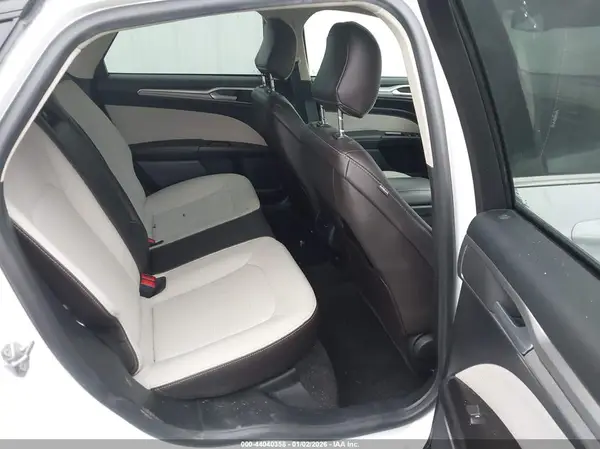 3FA6P0HDXLR120296 2020 FORD FUSION - Image 8