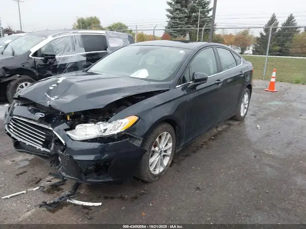 3FA6P0HDXLR124543 2020 FORD FUSION - Image 2