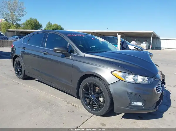 3FA6P0HDXLR125689 2020 FORD FUSION - Image 1