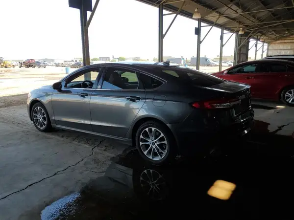 3FA6P0HDXLR127409 2020 FORD FUSION - Image 2
