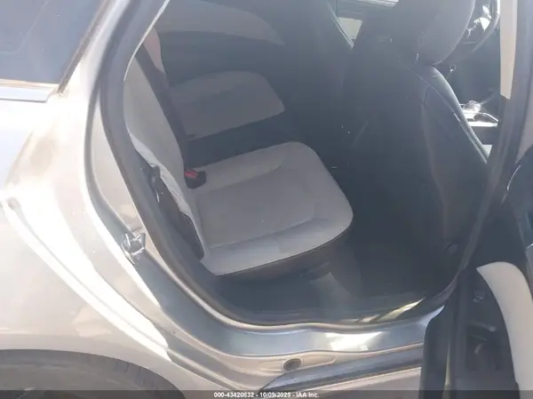 3FA6P0HDXLR135462 2020 FORD FUSION - Image 8