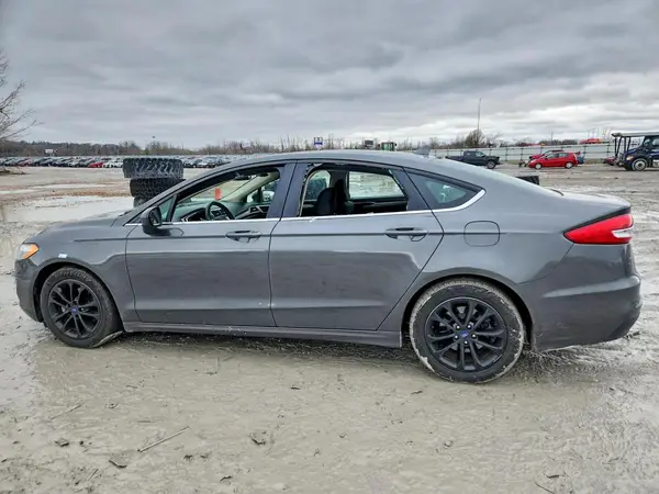 3FA6P0HDXLR136191 2020 FORD FUSION - Image 2