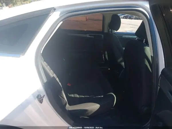 3FA6P0HDXLR140659 2020 FORD FUSION - Image 8