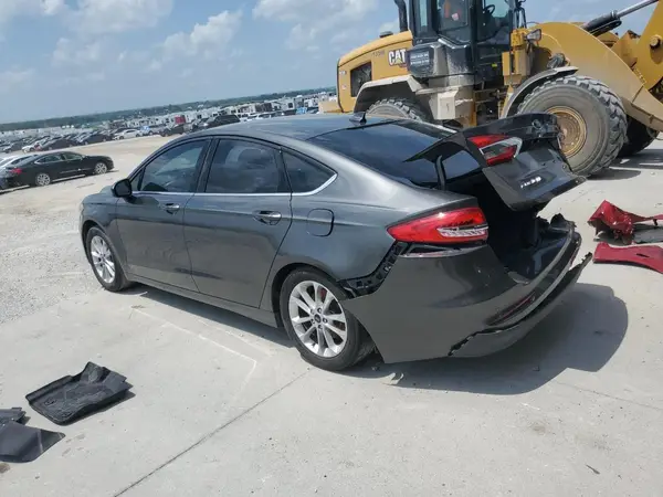 3FA6P0HDXLR140743 2020 FORD FUSION - Image 2