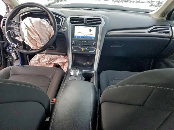 3FA6P0HDXLR145862 2020 FORD FUSION - Image 8