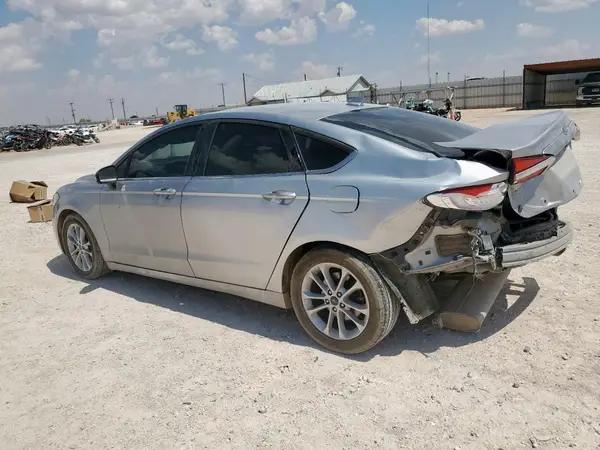 3FA6P0HDXLR146249 2020 FORD FUSION - Image 2