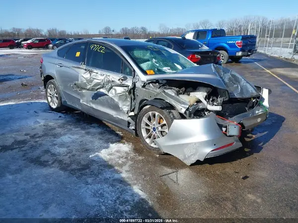 3FA6P0HDXLR146820 2020 FORD FUSION - Image 1