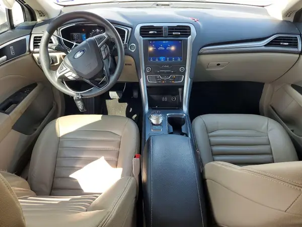 3FA6P0HDXLR147661 2020 FORD FUSION - Image 8
