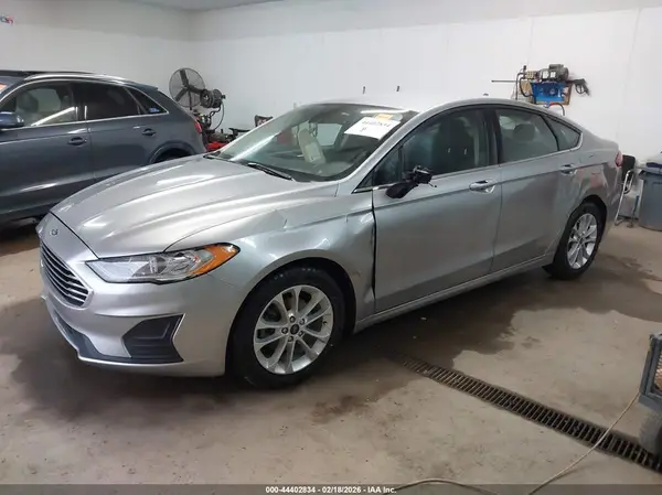 3FA6P0HDXLR155226 2020 FORD FUSION - Image 2
