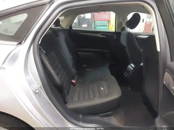 3FA6P0HDXLR155226 2020 FORD FUSION - Image 8