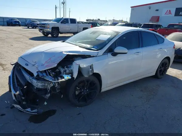 3FA6P0HDXLR155419 2020 FORD FUSION - Image 2