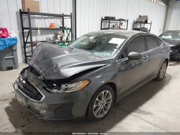 3FA6P0HDXLR162533 2020 FORD FUSION - Image 2