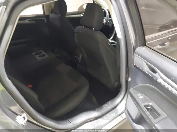 3FA6P0HDXLR162533 2020 FORD FUSION - Image 8
