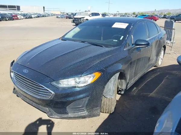 3FA6P0HDXLR168137 2020 FORD FUSION - Image 2