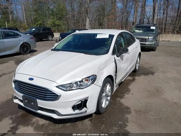 3FA6P0HDXLR179011 2020 FORD FUSION - Image 2