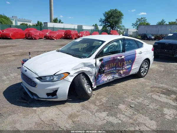 3FA6P0HDXLR183687 2020 FORD FUSION - Image 2