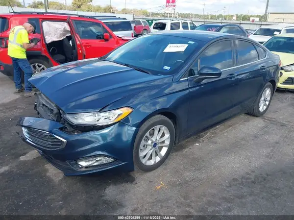 3FA6P0HDXLR188159 2020 FORD FUSION - Image 2