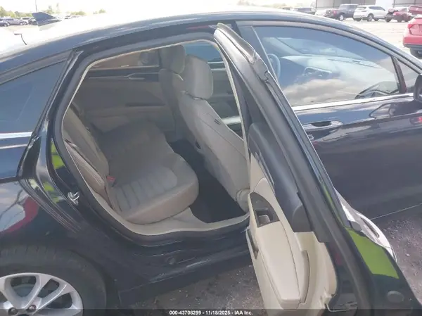 3FA6P0HDXLR188159 2020 FORD FUSION - Image 8