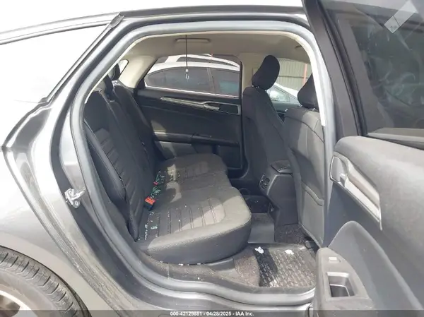 3FA6P0HDXLR188646 2020 FORD FUSION - Image 8