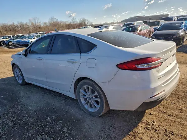 3FA6P0HDXLR188811 2020 FORD FUSION - Image 2